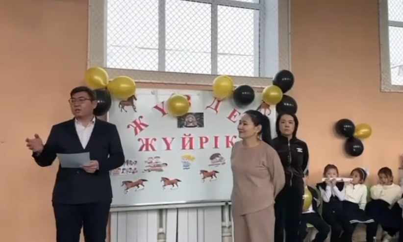 1-сыныптар арасында “Жүзден жүйрік” атты интеллектуалды ойыны